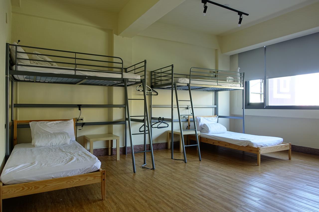 Chiayi Petite Hostel Exterior photo