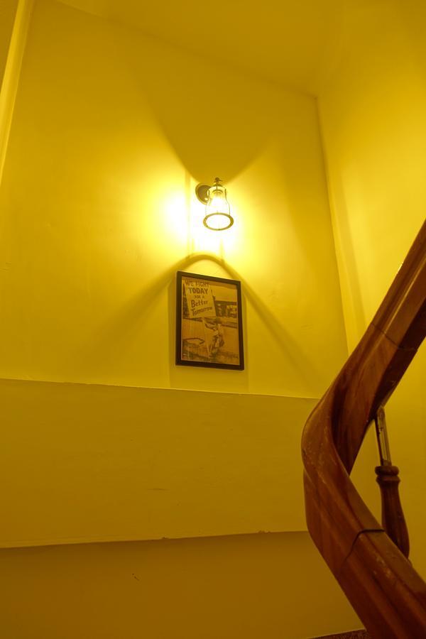 Chiayi Petite Hostel Exterior photo