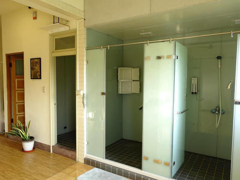 Chiayi Petite Hostel Exterior photo